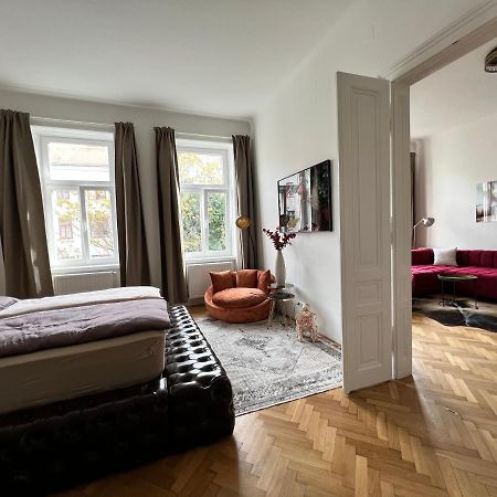 New Exclusive 100M2, Top Location! Vienna Luaran gambar
