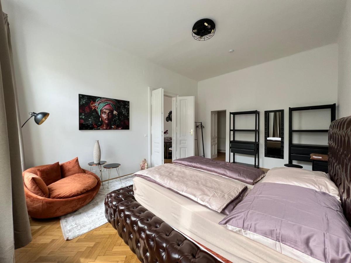 New Exclusive 100M2, Top Location! Vienna Luaran gambar